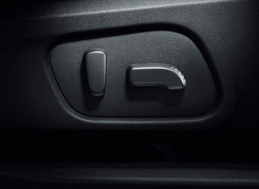 Детали интерьера Subaru Forester Style Modern 2016 года  (фото 6 из 6)